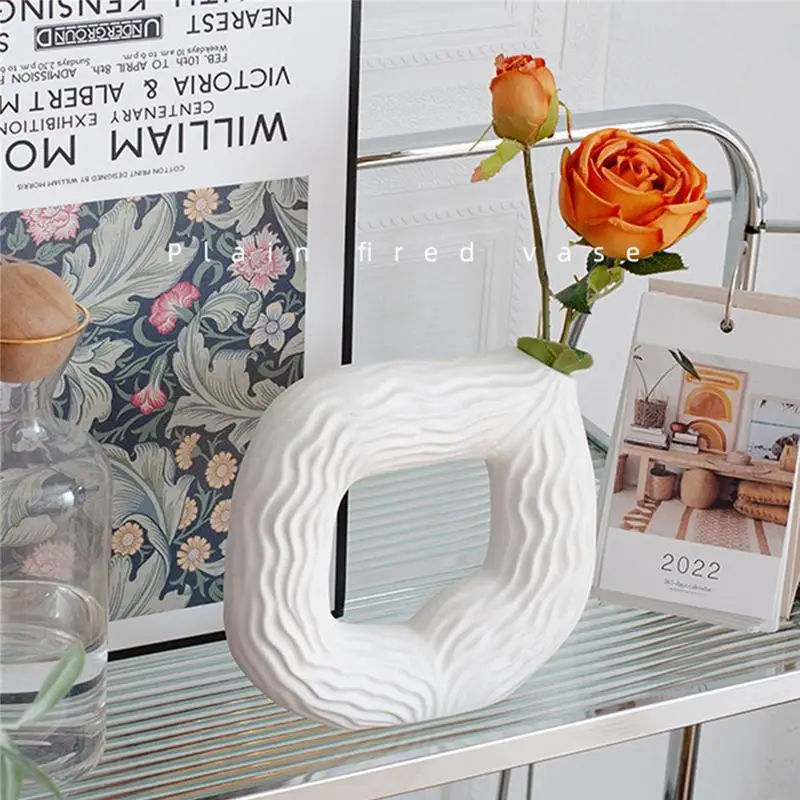Белая керамическая ваза Квадратная керамическая полая ваза Белые вазы для декора в стиле минимализм для свадебного обеденного стола праздничной жизни5