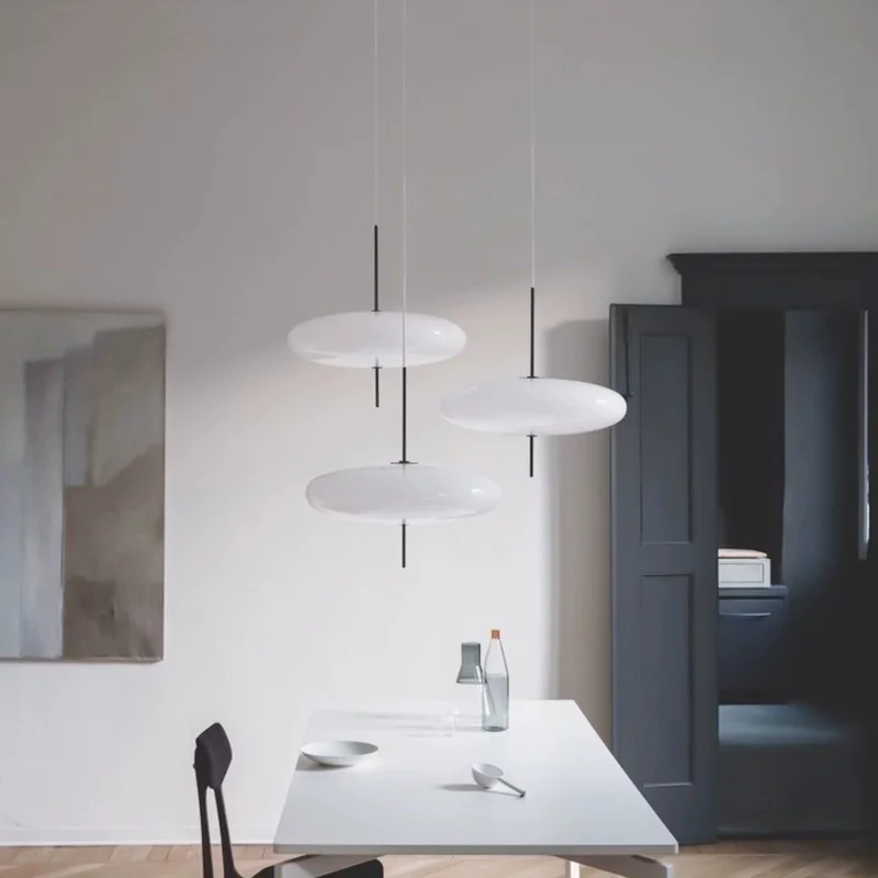Подвесной светильник Nordic Denmark Astep, Современный Черно-белый Акриловый Светодиодный Подвесной светильник, ресторан, Кухня, Мебель для гостиной3