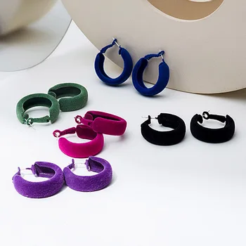 Минималистичные круглые серьги с флокированием для женщин, модные геометрические серьги-кольца в виде капель, модные вечерние зимние ювелирные изделия, подарок