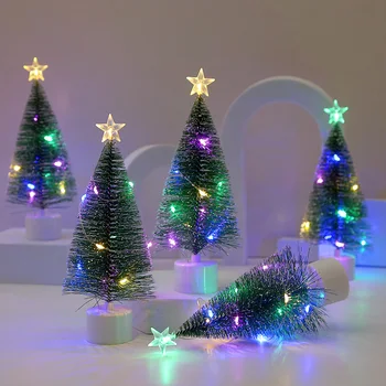 Светящиеся мини-рождественские елки Красивые Маленькие искусственные Рождественские елки Настольные украшения Рождественские Украшения для дома